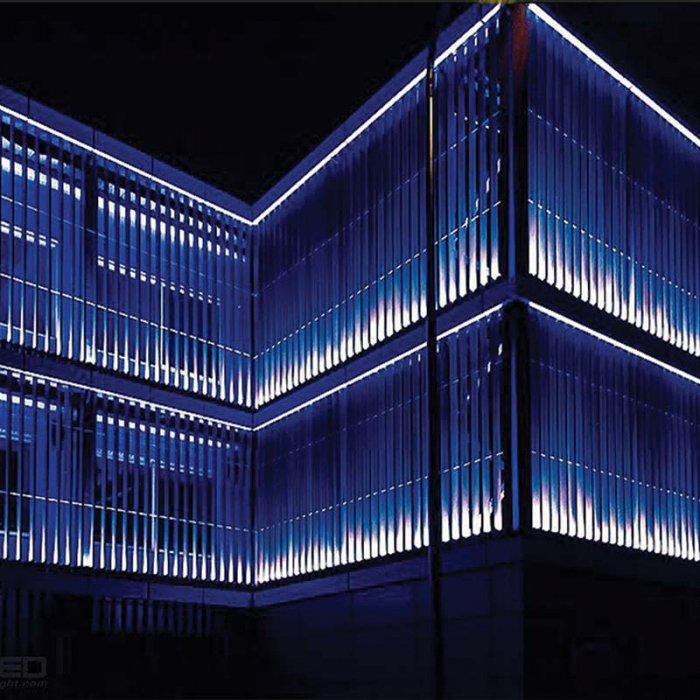 کاربرد چراغ استخری خطی ۳۶ وات LED مدل PA22