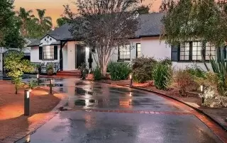 نورپردازی ورودی ها و مسیرها